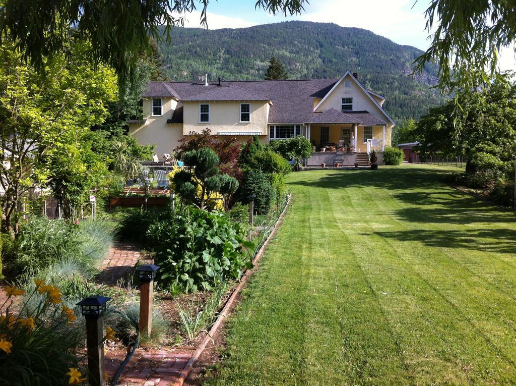 Genelle House B&B Guest House Eksteriør billede